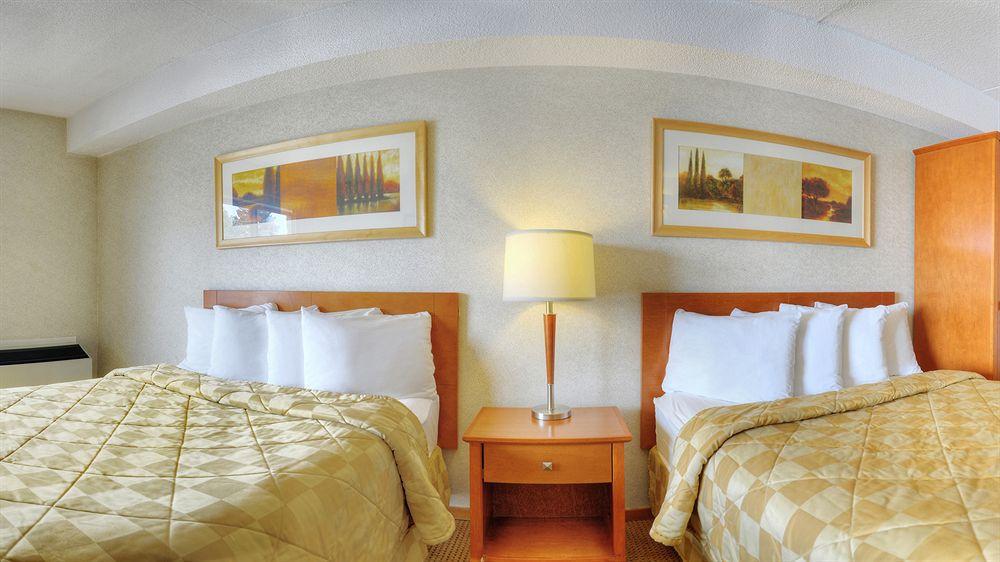 Comfort Inn Brantford Kültér fotó