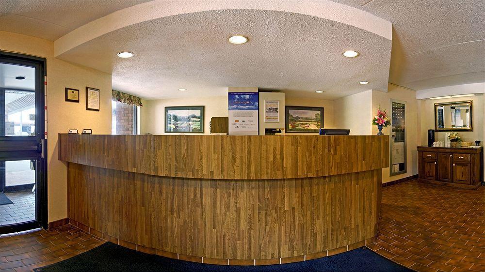 Comfort Inn Brantford Beltér fotó