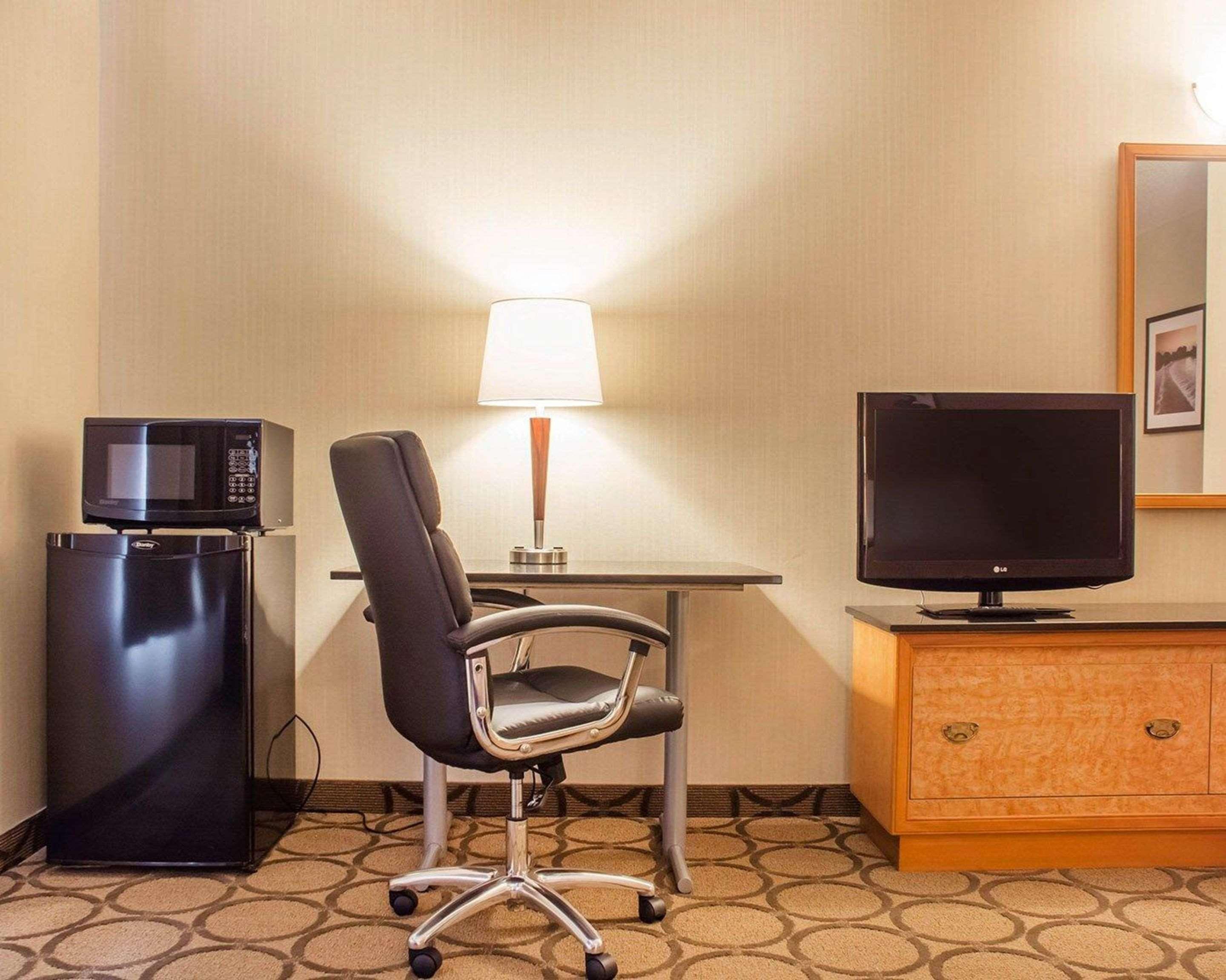 Comfort Inn Brantford Kültér fotó