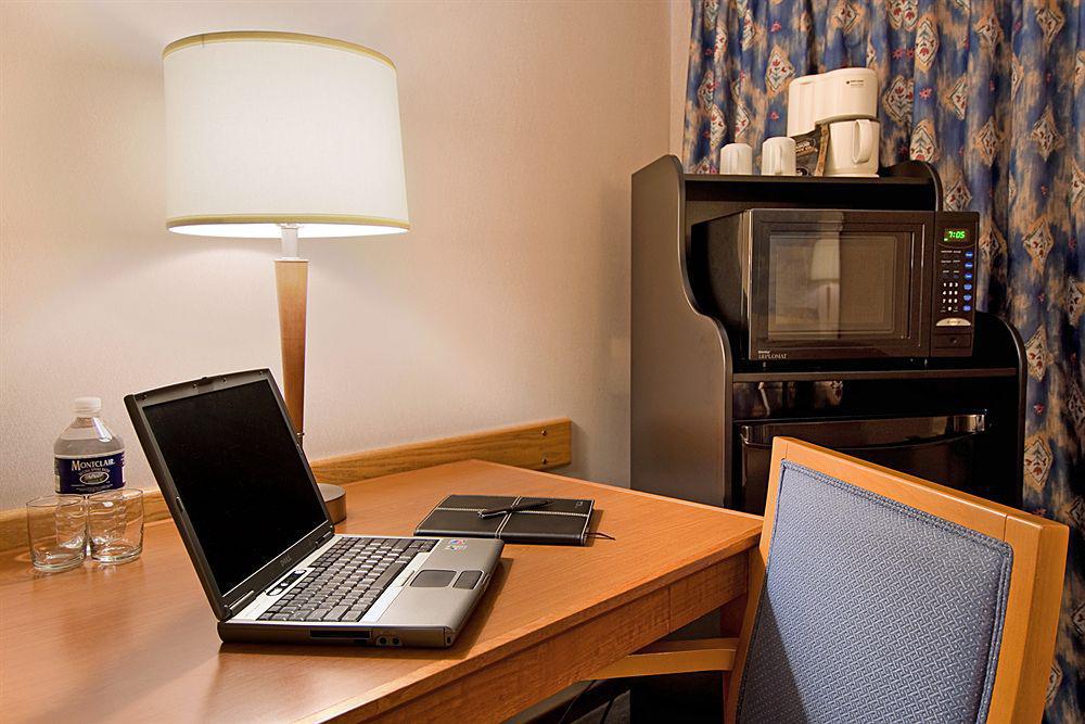 Comfort Inn Brantford Kültér fotó